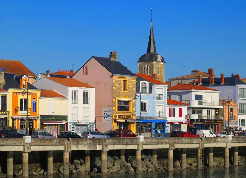 Maison De Pecheur Renovee Avec Cour Proche Du Port Les Sables-dʼOlonne Eksteriør billede